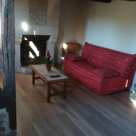 Maison Charmante Au Theil-en-auge Nyaraló Le Theil-en-Auge